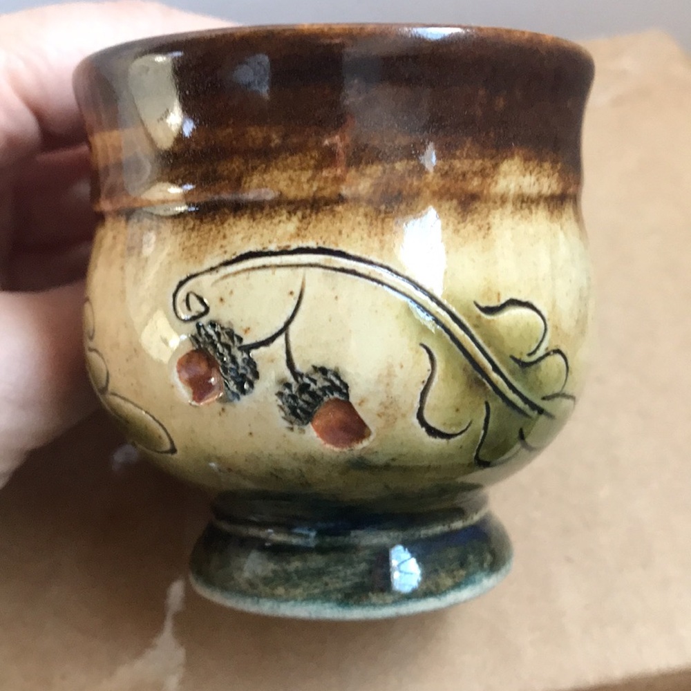 Hand made in Hungary mini tea/coffee cup. Perfect fall themed and colors.